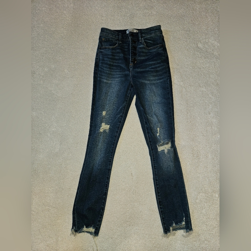 Abercrombie and Fitch "The Super Skinny Ankle" curve love